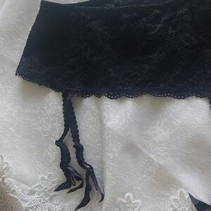 LACE GARTER + Stay UP Panty Hose, Size M/L